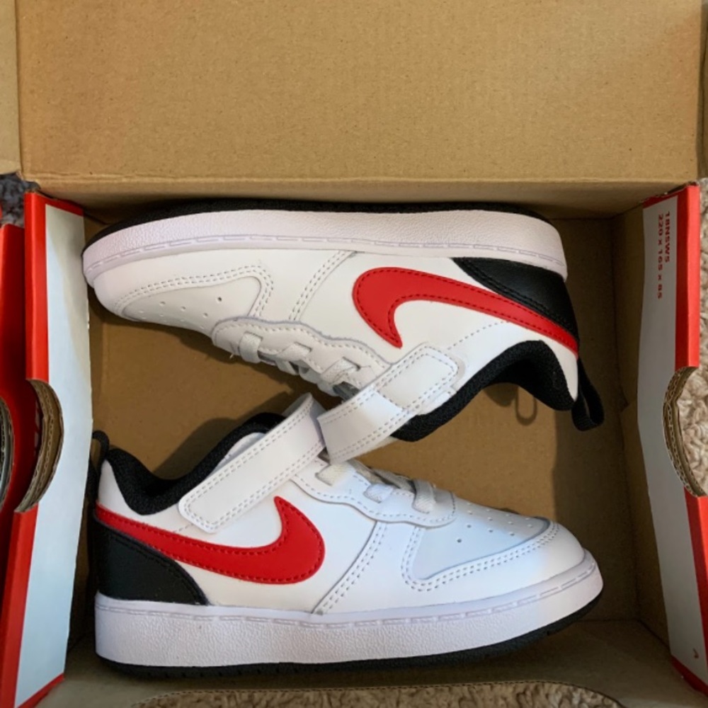 Kids Nike Air (White, Red, Black)